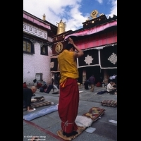 Pilgrim prostrating in front of Jokhang