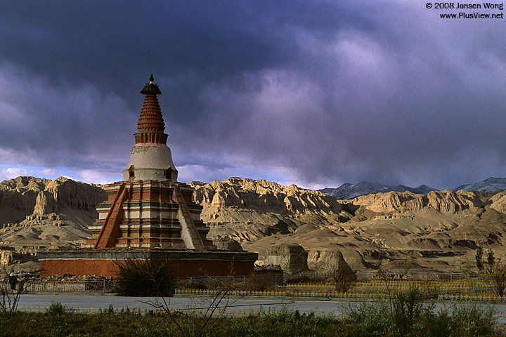 Serkhang chorten near Tholing Monastery, Zanda, Ngari