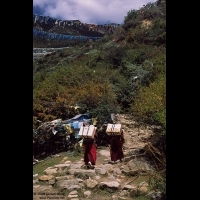 Nuns carrying goods to Chim-Puk