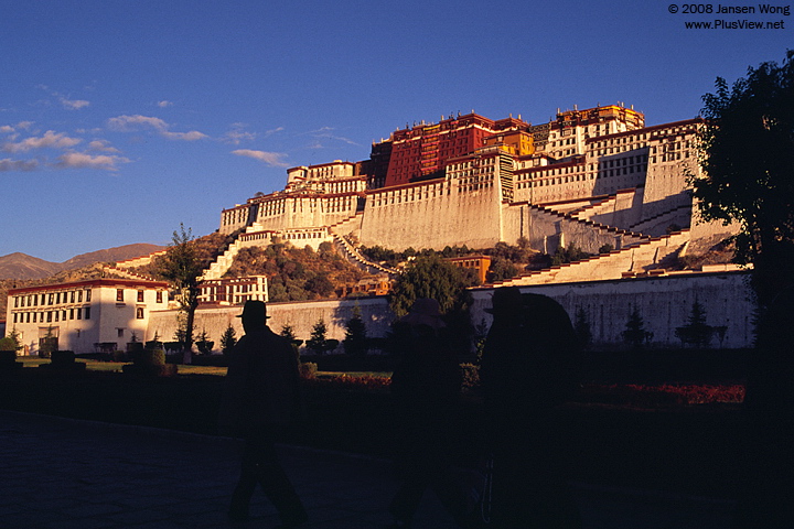 Potala Palace in early morning